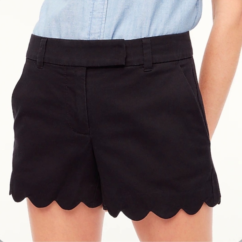 J. Crew Women's Size 4 Black Scallop Hem Shorts H7746 Cotton Stretch Casual